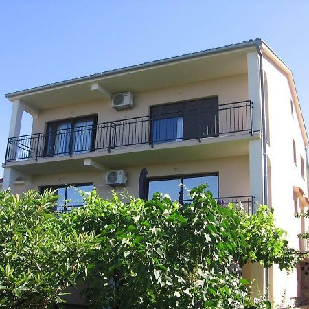 Apartman Valentic Appartamento Jadranovo Esterno foto